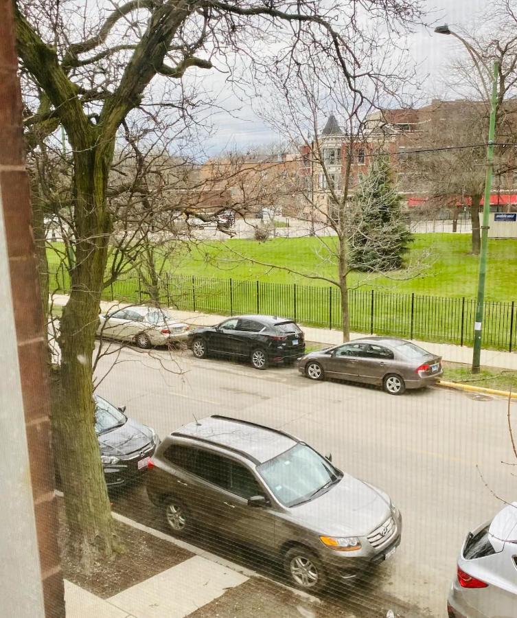 Lincoln Park 3 Bedroom Penthouse Чикаго Екстериор снимка