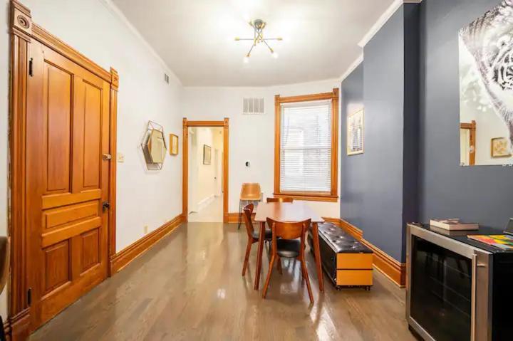 Lincoln Park 3 Bedroom Penthouse Чикаго Екстериор снимка